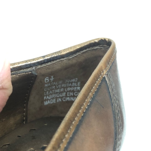 Nygard Wedge Heel Beonze Tassle Shoes - Picture 6 of 8